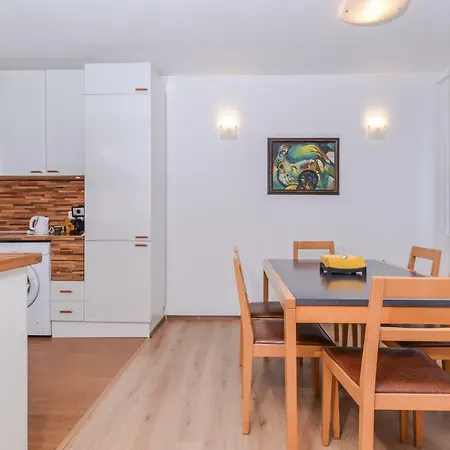 Apartment Eleganto - 2bd Stylish By Flat Mаnager Sofia